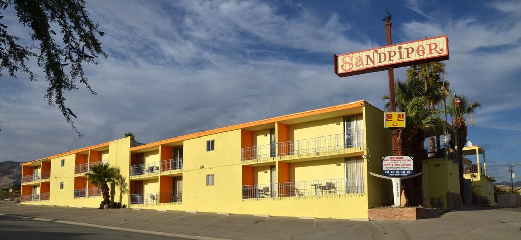 Sandpiper Springs Retreat & Spa Desert Hot Springs Dış mekan fotoğraf