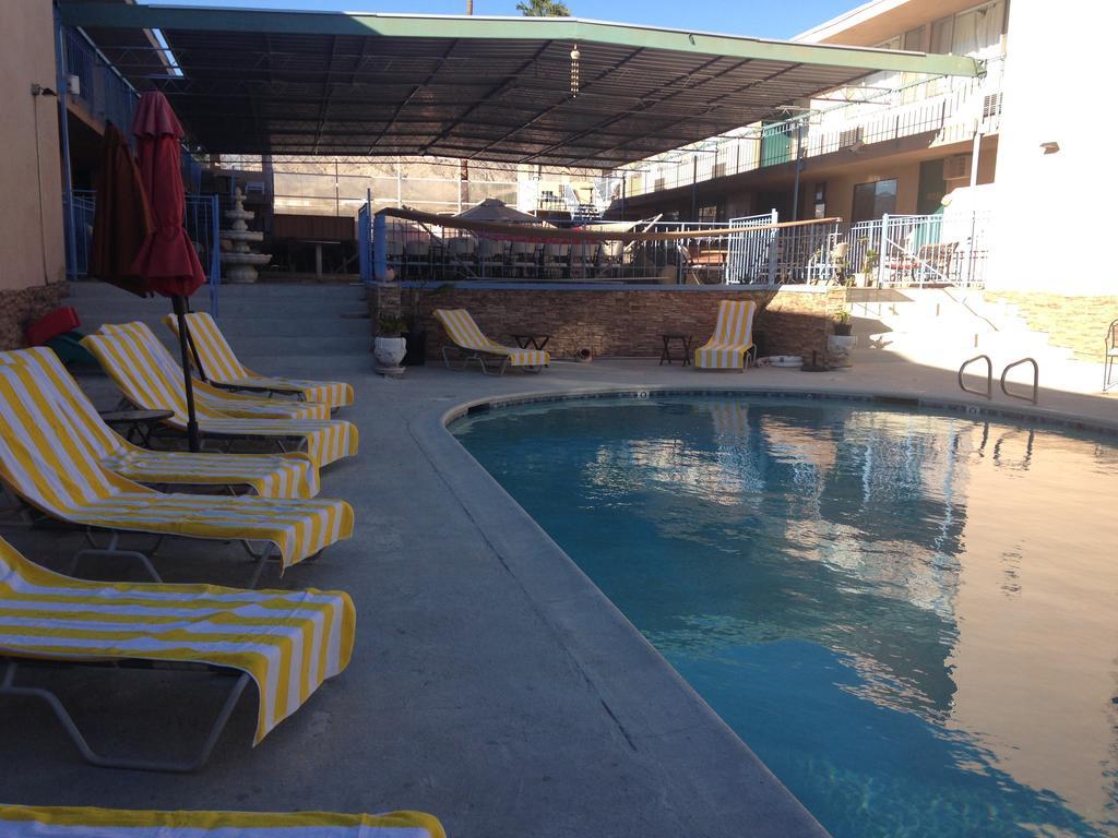 Sandpiper Springs Retreat & Spa Desert Hot Springs Dış mekan fotoğraf